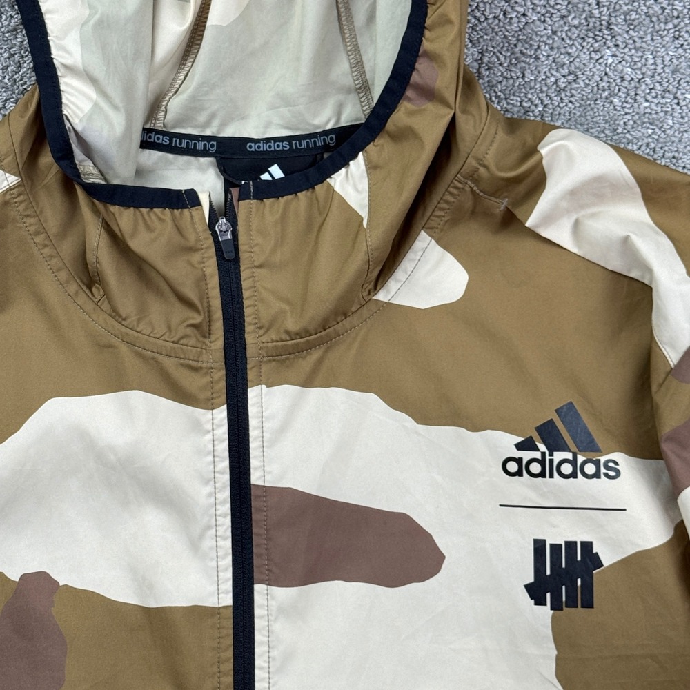 Adidas x Undefeated Running Jacket Mens XL Desert Camo Hooded Windbreaker